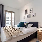 Huswell - New With Parking Near The Oostende