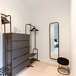 Huswell - New With Parking Near The Oostende