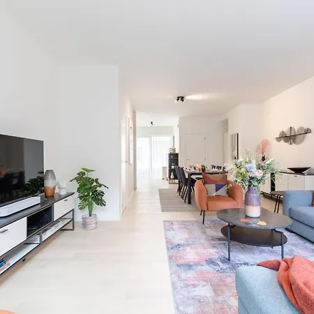 Huswell - New With Parking Near The Feriehus