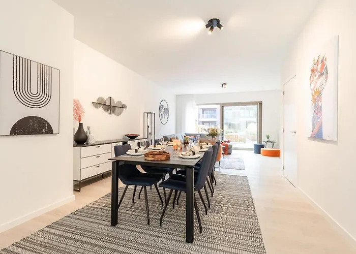 Huswell - New With Parking Near The 別荘