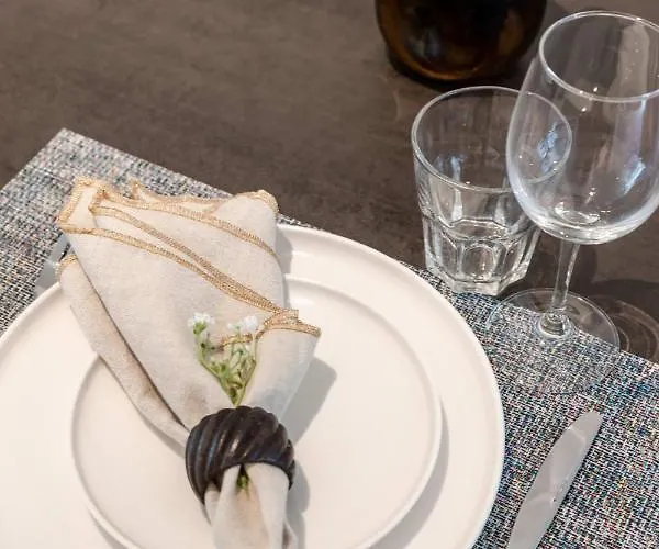 Huswell - New With Parking Near The 別荘 オステンド