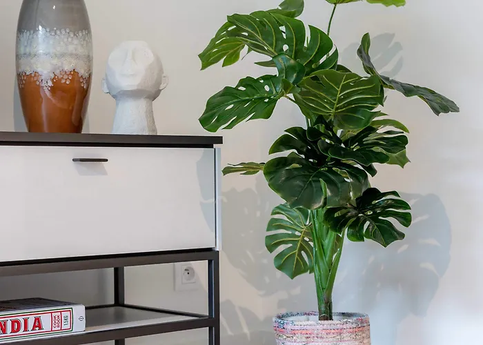 Huswell - New With Parking Near The 別荘