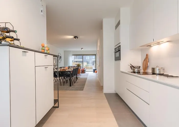 Huswell - New With Parking Near The