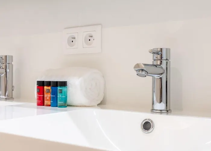 Huswell - New With Parking Near The Oostende